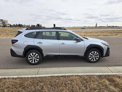 2024 Subaru Outback Base