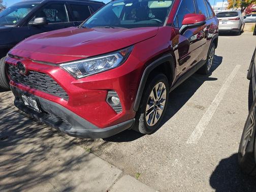 2021 Toyota RAV4 XLE Premium