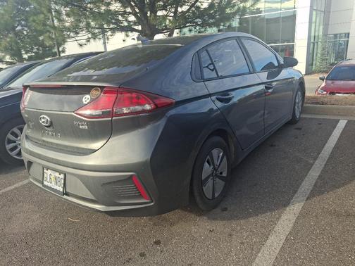 2020 Hyundai IONIQ Hybrid Blue