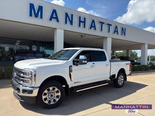Star White Metallic Tri-Coat 2025 Ford F-250 Lariat