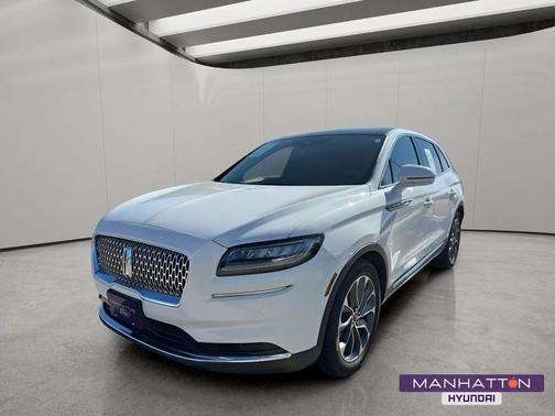 PRISTINE WHITE MET 3C 2022 Lincoln Nautilus Reserve