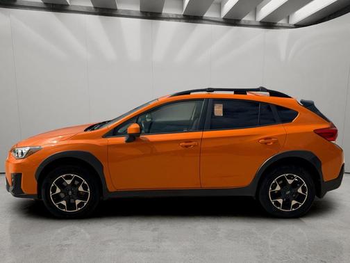 Sunshine Orange 2019 Subaru Crosstrek 2.0i Premium