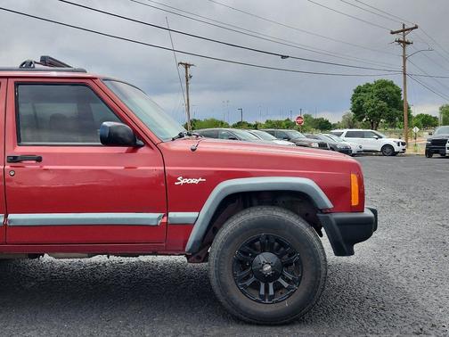Flame Red Clear Coat 1998 Jeep Cherokee Classic 4WD