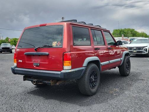 Flame Red Clear Coat 1998 Jeep Cherokee Classic 4WD