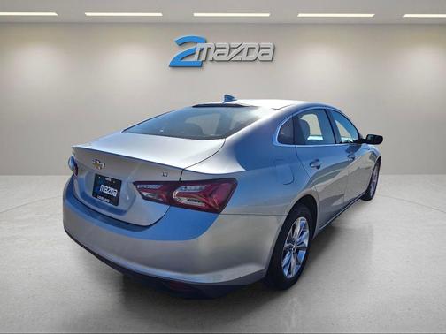 2021 Chevrolet Malibu FWD LT