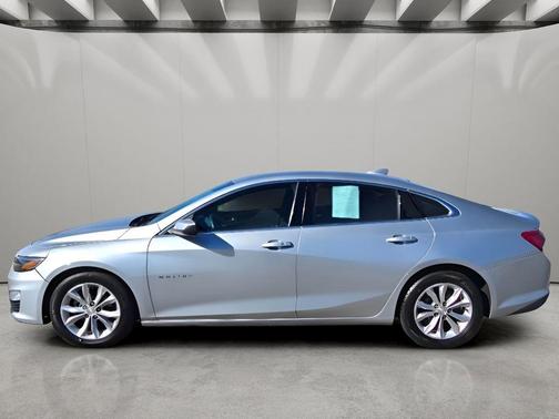 Silver Ice Metallic 2021 Chevrolet Malibu FWD LT