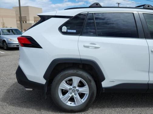 2020 Toyota RAV4 Hybrid XLE