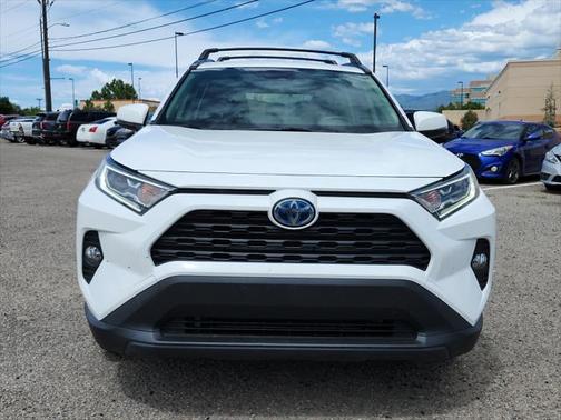 2020 Toyota RAV4 Hybrid XLE