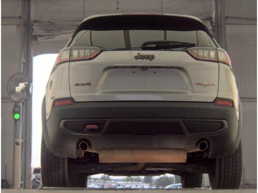 Billet Silver Metallic Clearcoat 2019 Jeep Cherokee Trailhawk