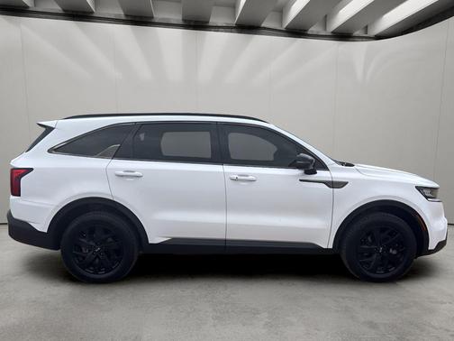 Glacial White Pearl 2021 Kia Sorento S