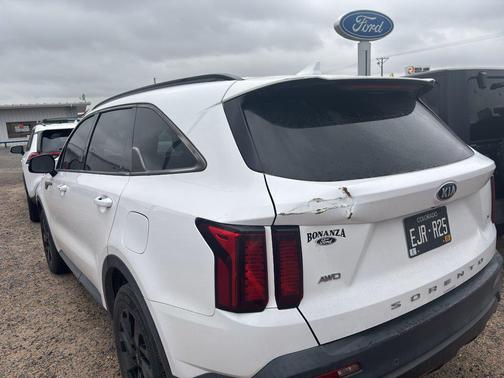 Glacial White Pearl 2021 Kia Sorento S