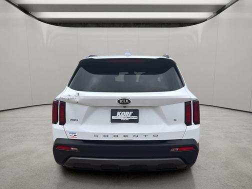 Glacial White Pearl 2021 Kia Sorento S