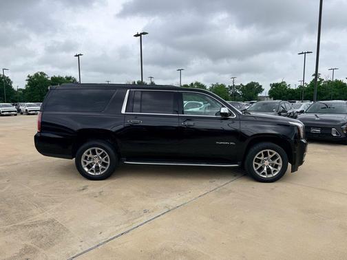 Onyx Black 2018 GMC Yukon XL SLT