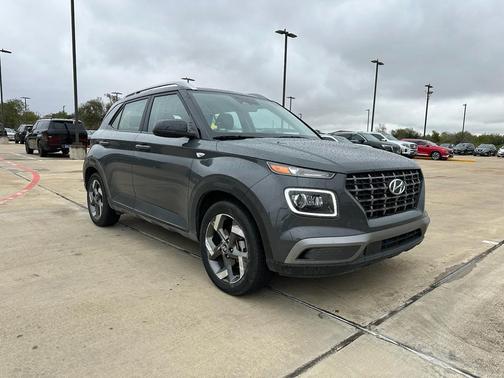 2025 Hyundai VENUE Limited