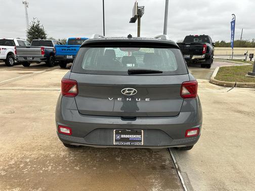 2025 Hyundai VENUE Limited