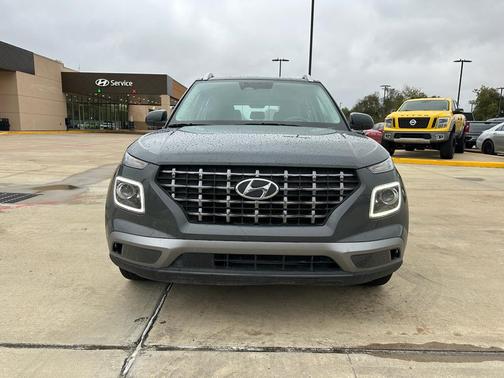 2025 Hyundai VENUE Limited