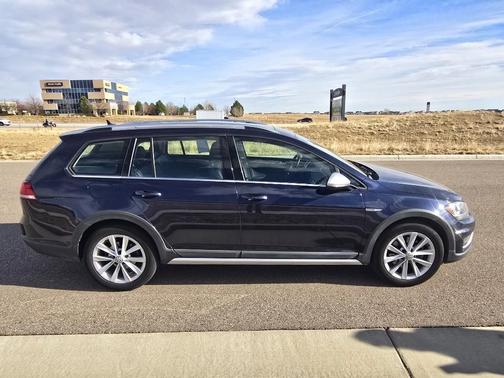 2018 Volkswagen Golf Alltrack TSI SE