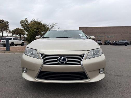 2013 Lexus ES 300h Base