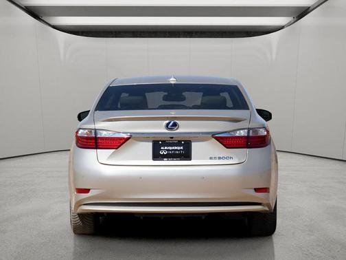 2013 Lexus ES 300h Base