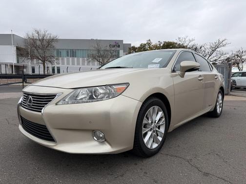 2013 Lexus ES 300h Base