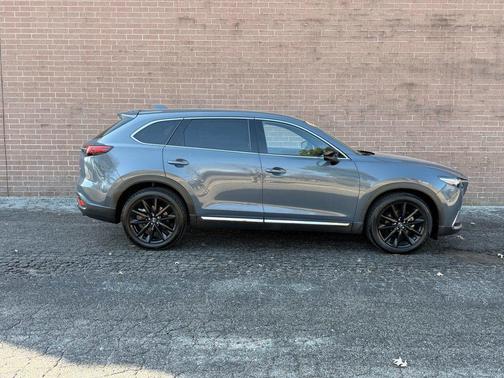 2023 Mazda CX-9 Carbon Edition