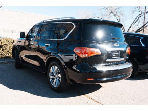 2017 INFINITI QX80 Base