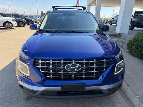 2023 Hyundai VENUE Limited