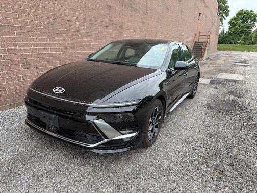 Onyx Black 2024 Hyundai SONATA SEL