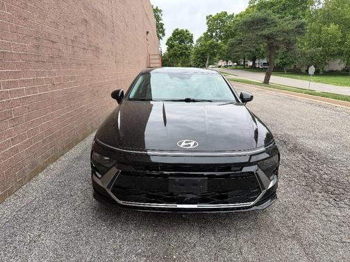 Onyx Black 2024 Hyundai SONATA SEL