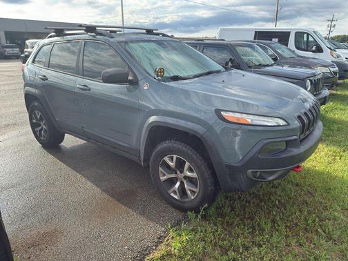 Anvil Clear Coat 2014 Jeep Cherokee Trailhawk