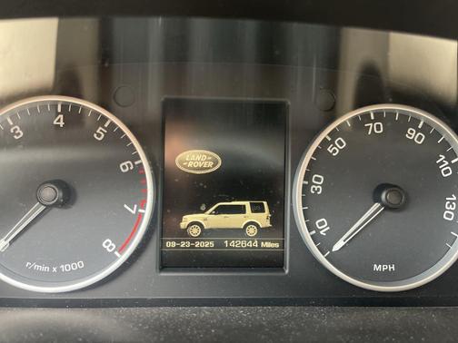 2012 Land Rover LR4 Base