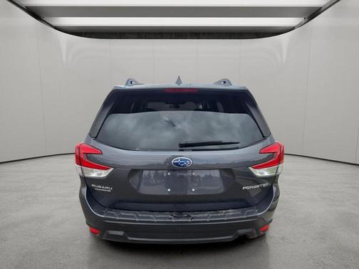 Magnetite Gray Metallic 2022 Subaru Forester Premium