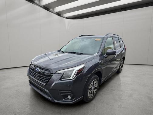Magnetite Gray Metallic 2022 Subaru Forester Premium