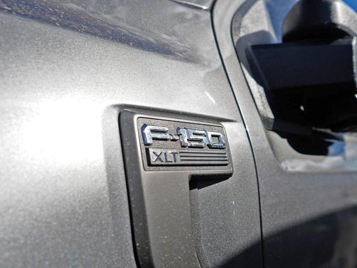CARBONIZED GRAY METALLIC 2023 Ford F-150 XLT