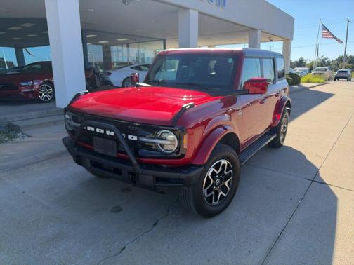 Rapid Red Metallic Tinted Clearcoat 2021 Ford Bronco Outer Banks