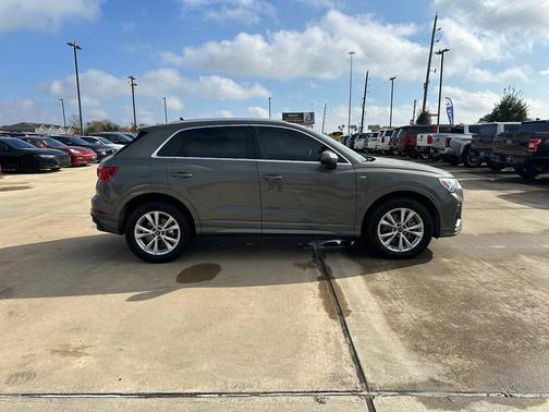 2023 Audi Q3 45 S line Premium Plus