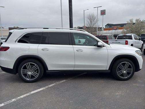 2025 Mercedes-Benz GLS 450 4MATIC