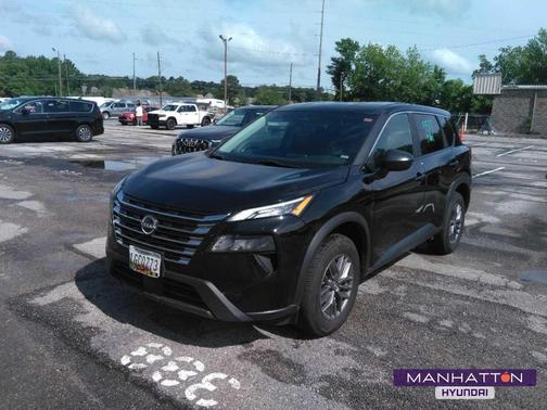 Super Black 2024 Nissan Rogue S