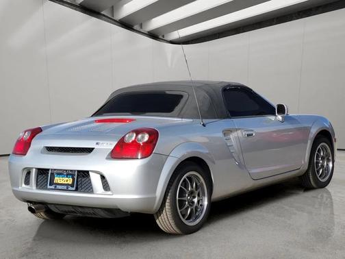 Silver Streak Mica 2005 Toyota MR2 Base
