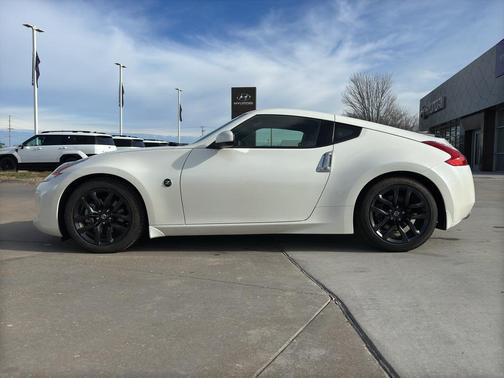 2016 Nissan 370Z Touring