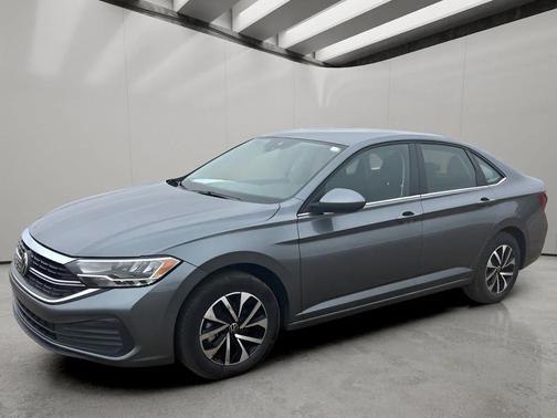 Platinum Gray Metallic 2024 Volkswagen Jetta 1.5T S