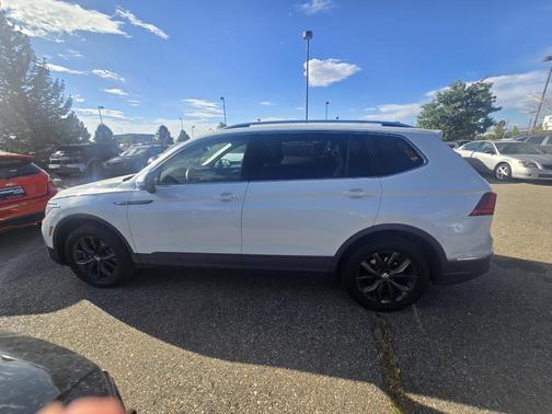 2024 Volkswagen Tiguan 2.0T SE 4MOTION