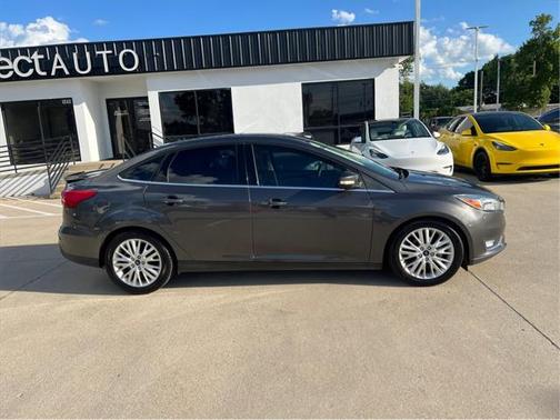 2017 Ford Focus Titanium