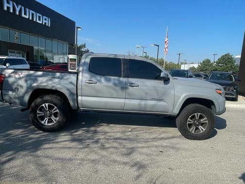 2019 Toyota Tacoma TRD Sport