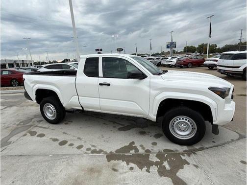 2024 Toyota Tacoma SR