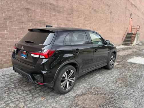 Labrador Black Pearl 2025 Mitsubishi Outlander Sport 2.0 ES