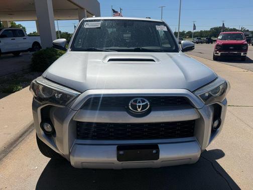 Classic Silver Metallic 2019 Toyota 4Runner TRD Off Road Premium