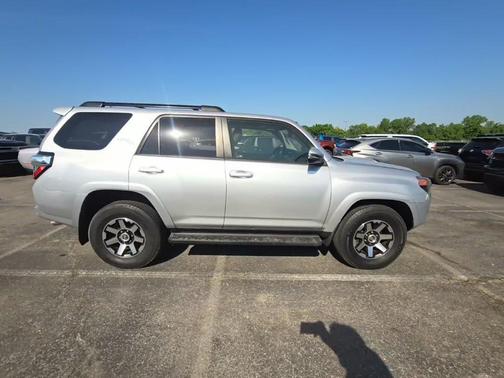 Classic Silver Metallic 2019 Toyota 4Runner TRD Off Road Premium