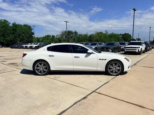 Bianco 2018 Maserati Quattroporte S Q4