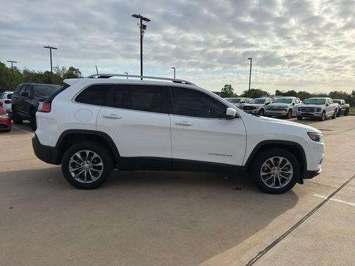 Bright White Clearcoat 2020 Jeep Cherokee Latitude Plus